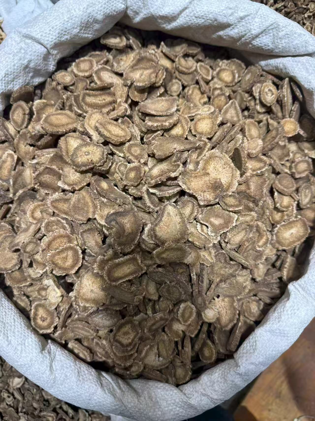 Costus Root Slices Mu Xiang 云南木香 Dried Raw Herb for Decoction and Culinary Use 1000g Bag preparation