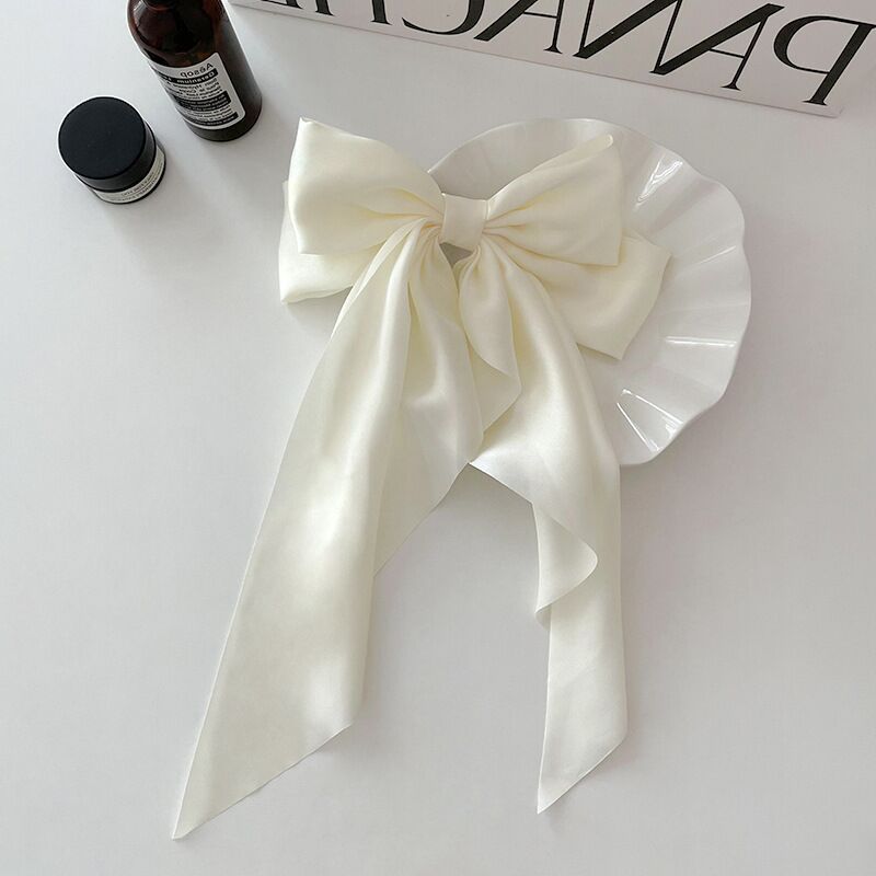 欧米の新型の越境蝶結びのリボンのヘアピンはシンプルでレトロな布芸の後頭部のスプリングクリップの女性の髪飾りです。|undefined