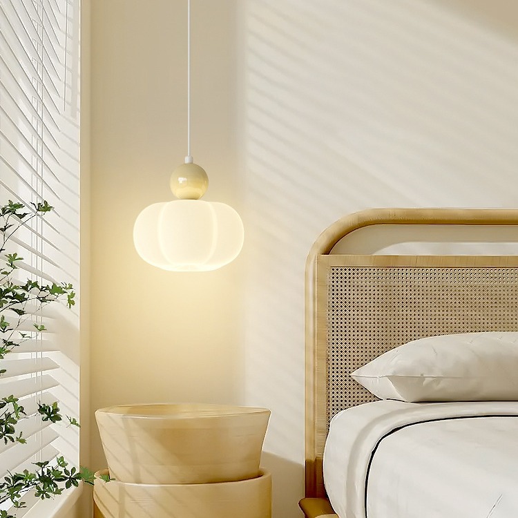 lámpara de pared de viento crema lámpara de cabezal de cama nórdica cálida calabaza lámpara de habitación infantil sala de estar TV fondo pared pequeño candelabro