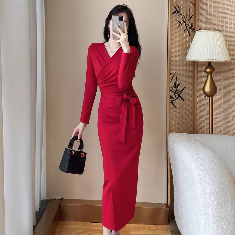 Red Slim Fit Dress Autum New Elegant Waist V-Neck Formal Occasion Elegant Long Skirt for Women Red Slim Fit Dress Autum New Elegant Waist V-Neck Formal Occasion Elegant Long Skirt for Women