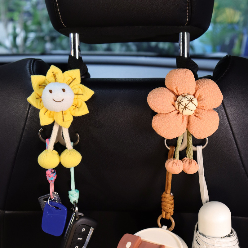 Doble gancho montado en automóviles, asiento de automóvil trasero, flores lindas, gancho de metal multifuncional, accesorios para automóviles, buenas cosas prácticas