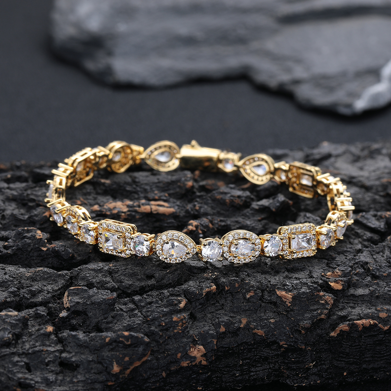 Korean fresh cute geometric universal bracelet with zircon for men…
