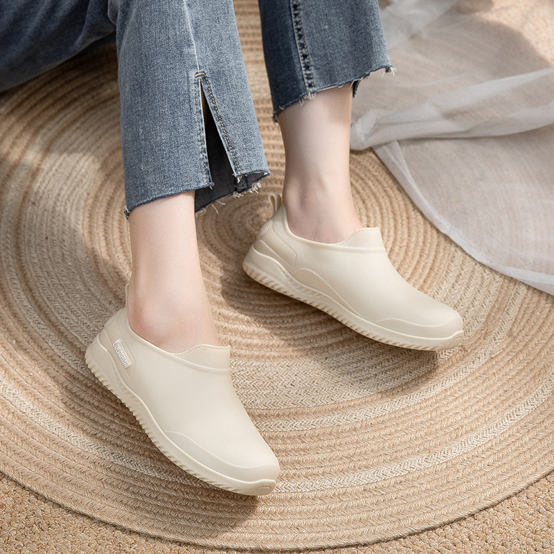 Rain boots for women