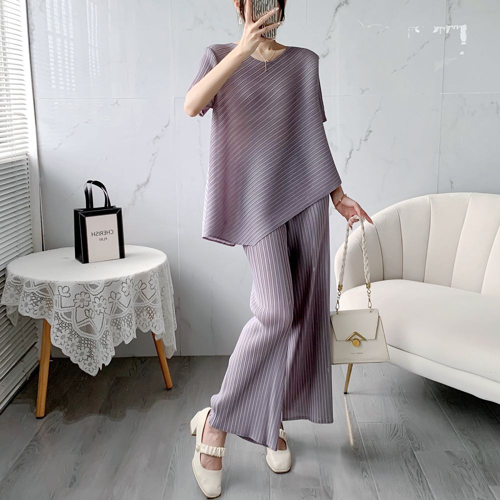 Summer fashionable trousers