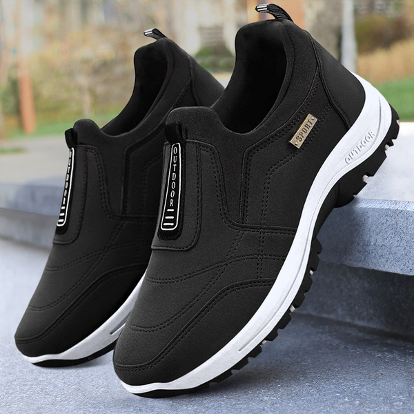 summer casual footwear for leisure