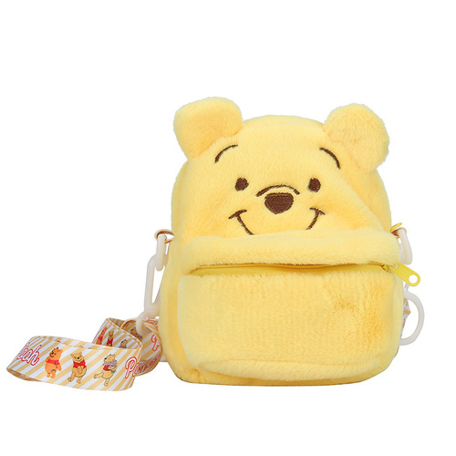 新款多用卡通毛绒包包女可爱小熊单肩斜挎百搭胸包小鸭子双肩背包