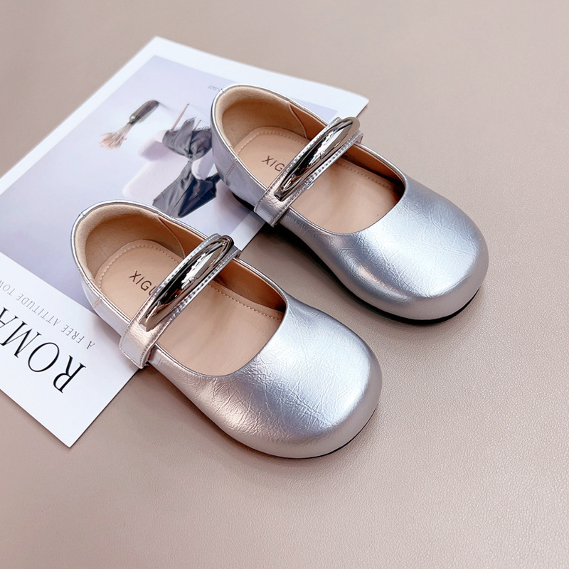 Zapatos de cuero para niñas, zapatos para niños, primavera y otoño 2025, nuevos relojes para niñas, princesa para niños, zapatos individuales, moda image 3