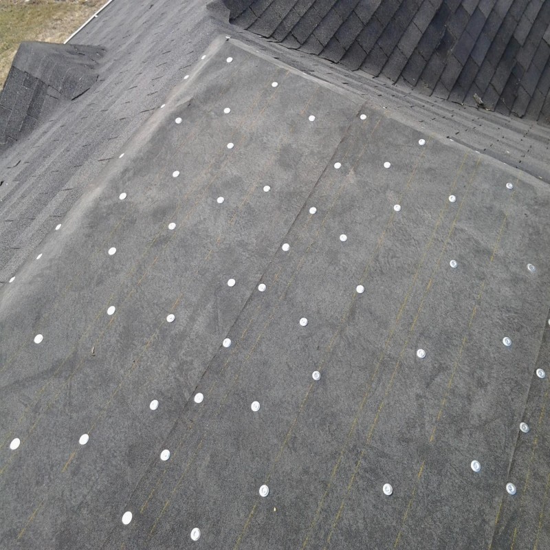 聚氨脂清漆，弹性整体的防水防腐胶膜。聚氨脂清漆