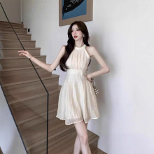 ��ʽ�߼��Пo����i��Ů�����bŮ�ļ���߅�ȼٸ����@��a�ֶ�ȹ