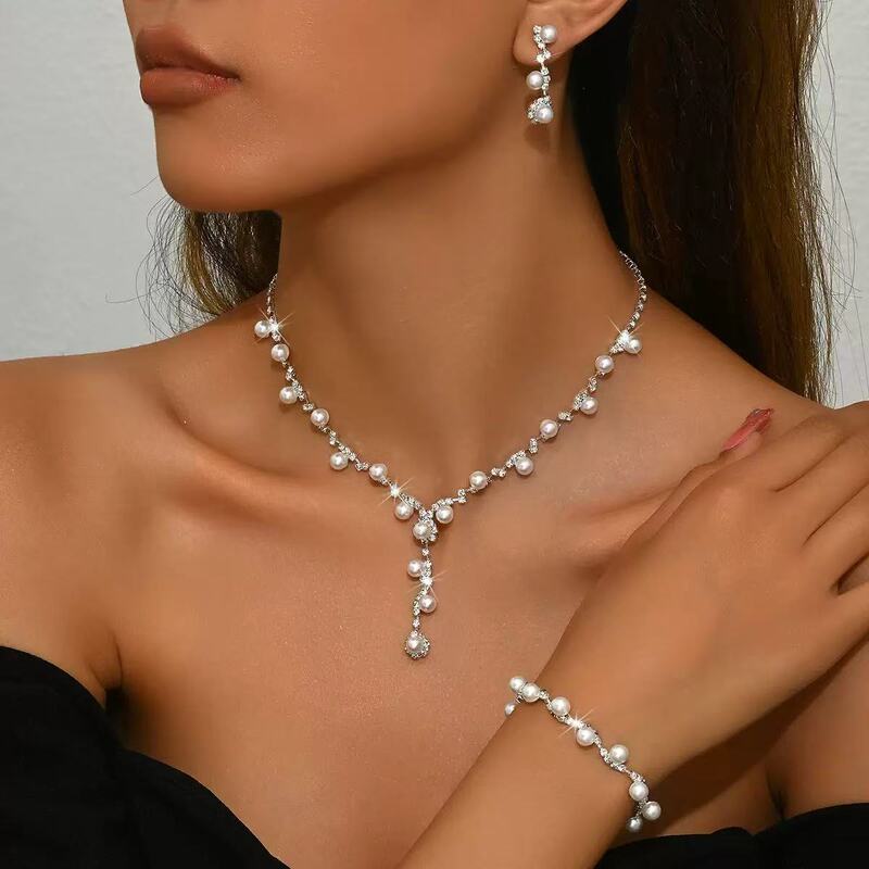 Wedding Bride European and American Jewelry Inlaid with Pearls Women's Banquet Dress Jewelry Necklace Earrings Bracelet Set