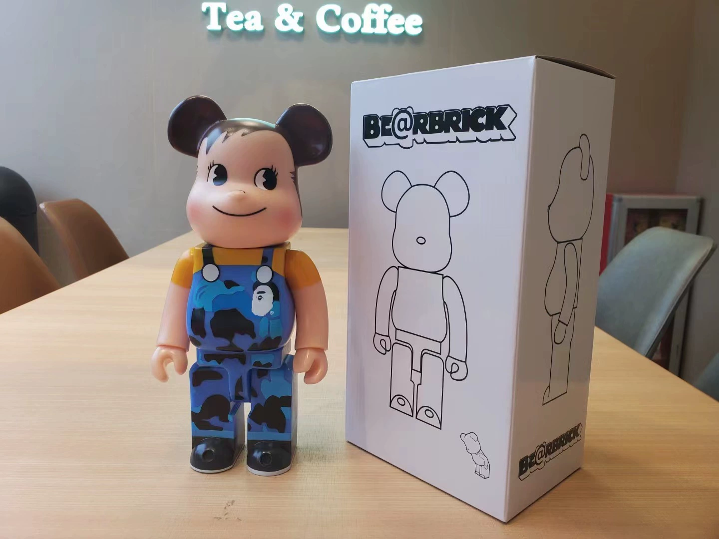Bearbrikk 400%violent Bear Jiming Bear Milk Milk Girl Net Red Trend Polls Swing Gifts оптовая продажа