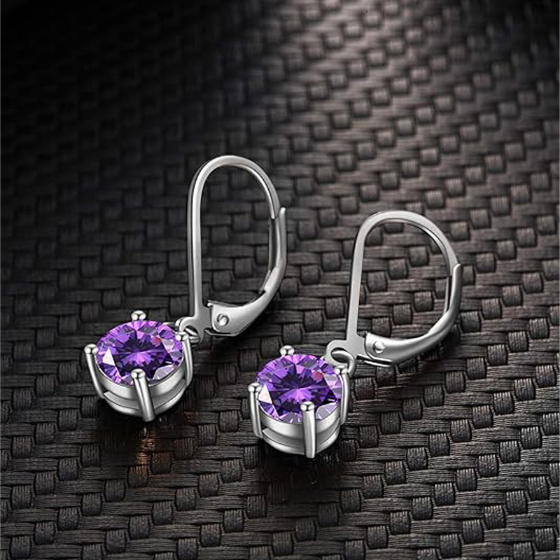 Classic stone inlay with zircon