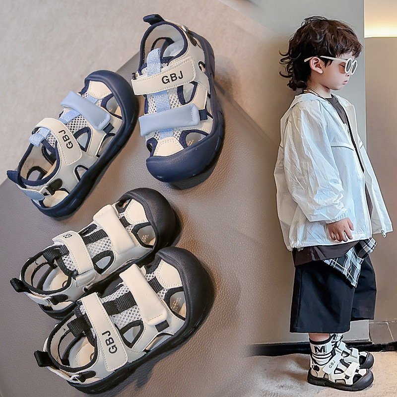 Boys' Sandals 2026 New Summer Children's Sports Closed-Toe Soft-Soled Beach Shoes for Boys and Girls in Summer Style