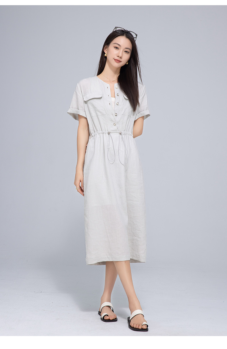 Váy maxi vải lanh nữ dáng rộng tay ngắn eo dây rút — Xanh ô liu chi tiết 30