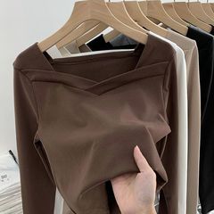 大码德绒打底衫女秋冬新款设计感小众方领不规则磨毛洋气内搭上衣