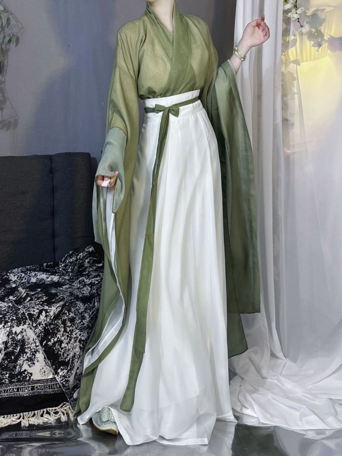 Caihongxuan Original [Qing Ci] Hanfu Female Wei Jin Style Handover Collar Wide Sleeve Waist-length Printed Eight Broken Skirt Fairy Daily