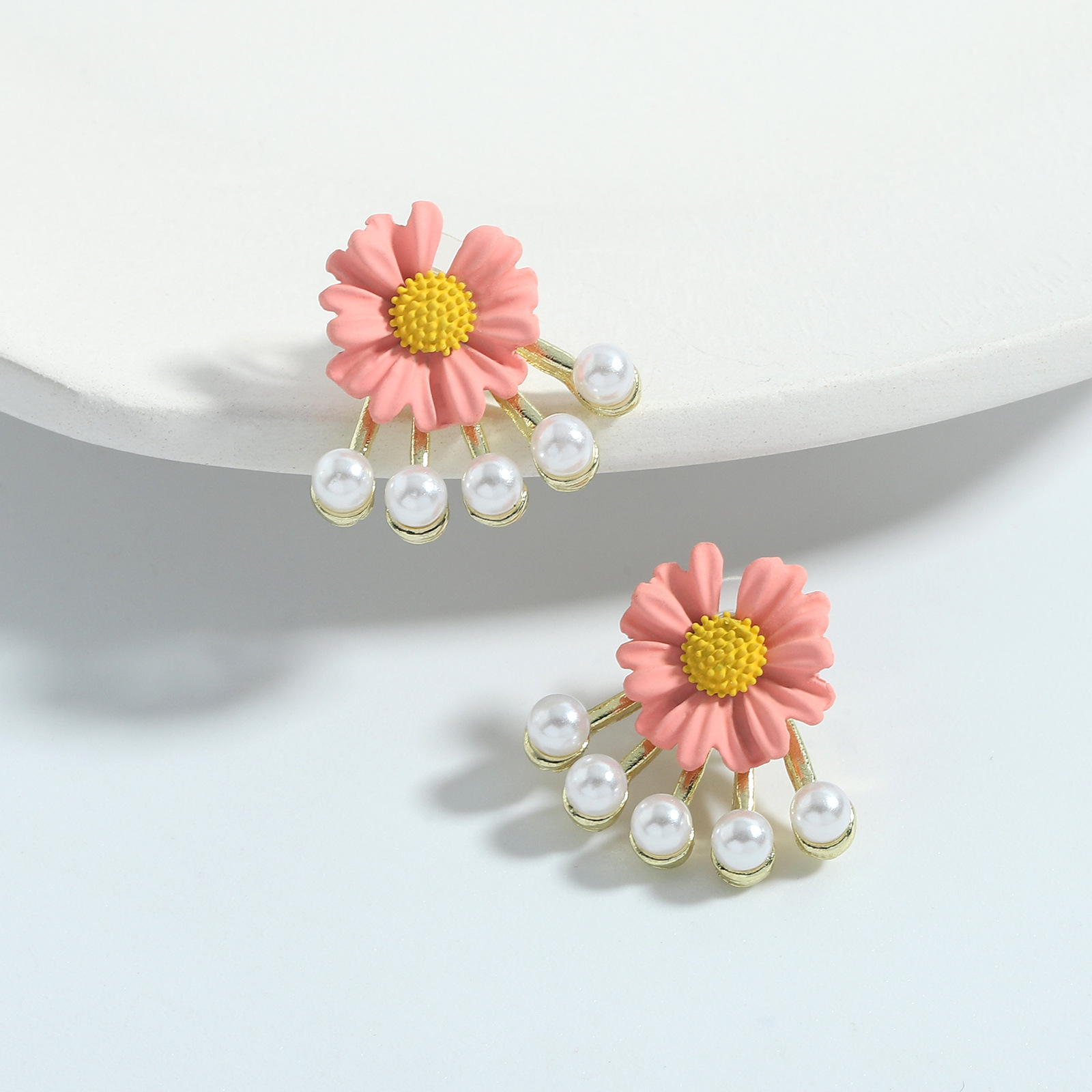 Fashion Flower Inlaid Pearls Colored Petals Earrings display picture 10