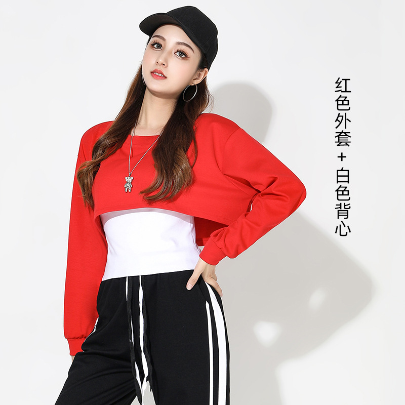 広場のダンスの服装の秋冬の新型の中高年の団体の演技の服の運動のレジャーの3セットの女性の鬼の歩のダンスの服|undefined