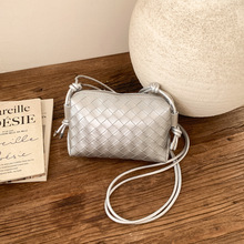 �¿����к��s���μ��С���OӋ�о�������Ů�r�й��ͨ��б���