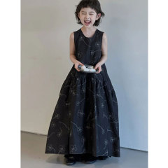女の子のワンピースの子供のスカートの春夏服の2025新型の大きい子供のベストのスカートの女の子の気質のハイエンドのロングスカートのファッション