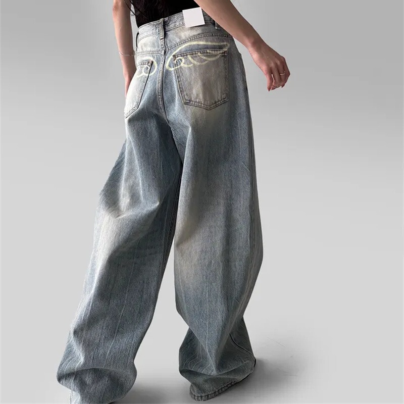 Korean Dongdaemun 2026 Spring Fashion Design Washed Vintage Wing Print Loose Straight-Leg Jeans for Women