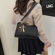 �羳�¿�Ů�����s�r�аٴ�ͨ��б������|�|�Џ͹ż�ɫ���l�μ��