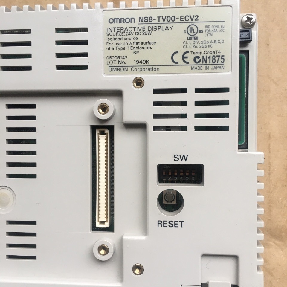 触摸屏 NS8-TV00-ECV2(外壳）