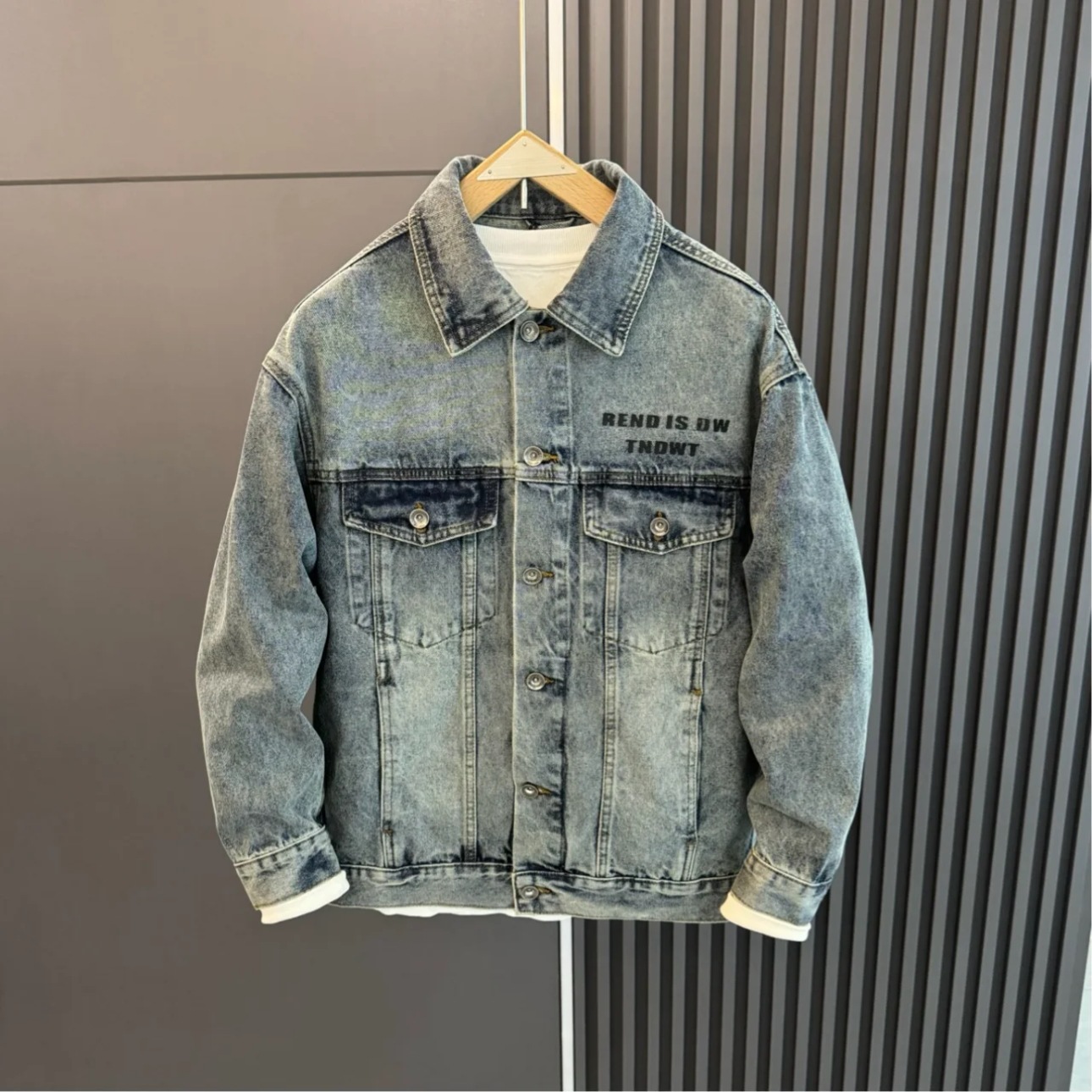 Retro chaqueta de vaquín lavado con agua hombre primavera y otoño nueva letra impresa de silicona chaqueta de trabajo con solapa suelta