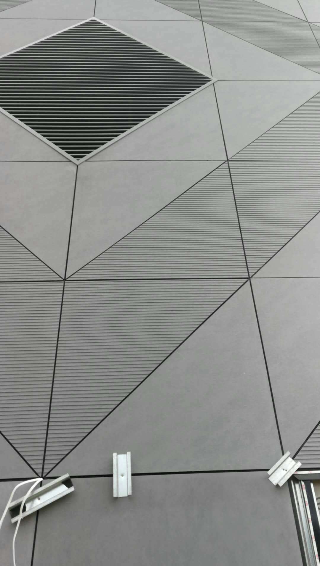 纤维水泥板凹槽板3D立体风格 工业风 防火A 级 可用于外墙写字楼