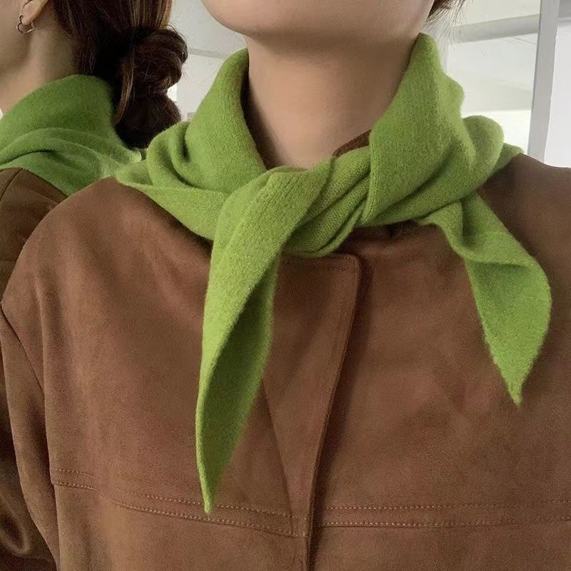 Single-Brand Triangular Scarf, Small Scarf, Shawl for Women, Autumn and Winter Skin-Friendly Neck Protector