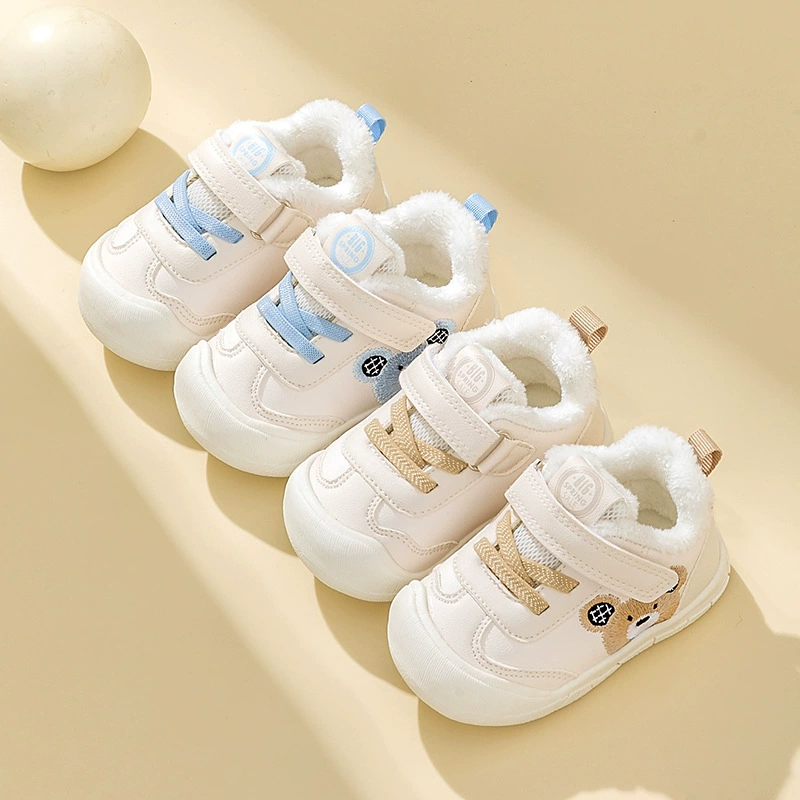 Женская детская хлопковая обувь из двух хлопковых туфель на флисовой подкладке, осенне-зимняя обувь для малышей, теплая детская обувь, мультяшная Нескользящая функциональная обувь, мужская оптовая продажа