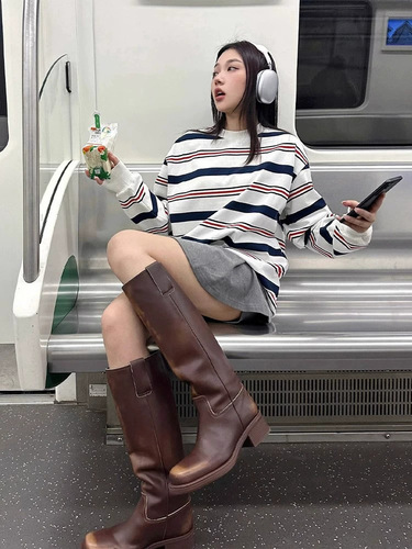 Vintage striped regular-shoulder long-sleeve women's T-shirt,  new design, small and exclusive large-sized top