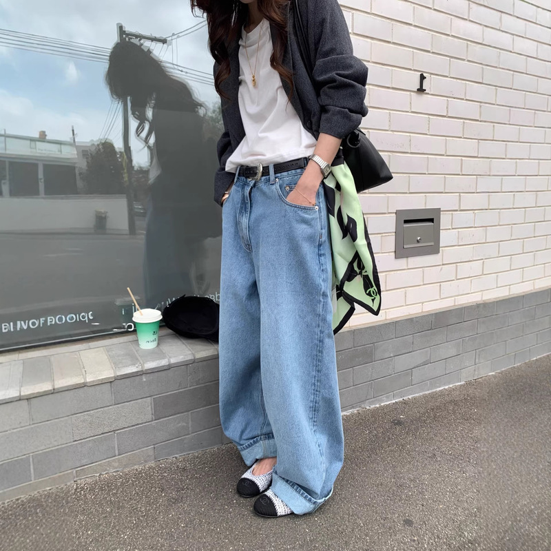 Tor 2/26 Jennie Loose Wide-Leg Jeans