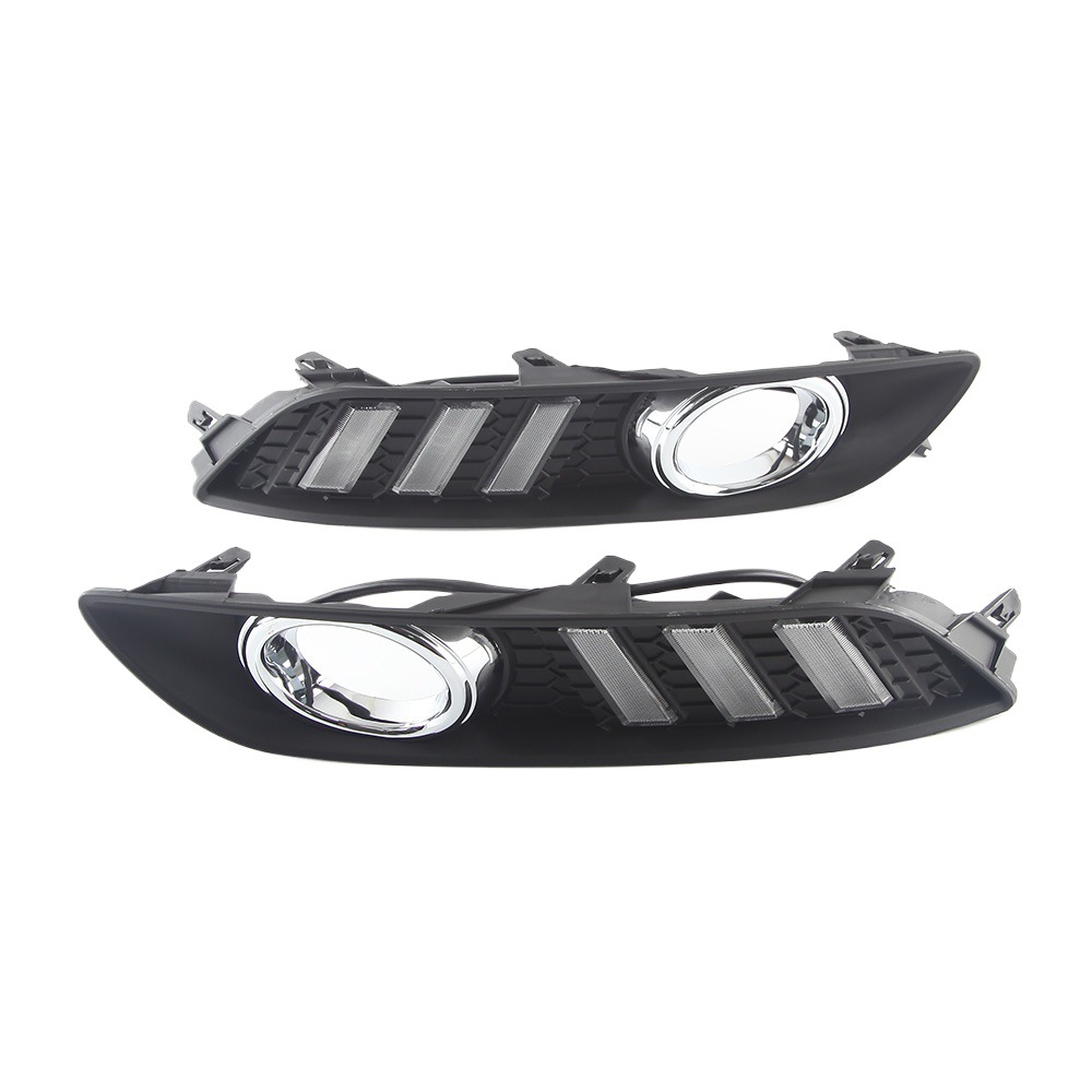 Aplicable corriente a la luz diurna de Nissan Xuanyi de 13 años luz corriente diurna modificada LED caballo salvaje luz blanca