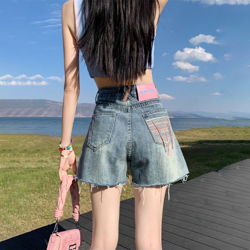 Ripped Denim Shorts Women's Summer Wear 2025 New High-Waist Slim Wide-Leg Loose A-Line Contrasting Color Large Size Hot Pants Trendy Ripped Denim Shorts Women's Summer Wear 2025 New High-Waist Slim Wide-Leg Loose A-Line Contrasting Color Large Size Hot Pants Trendy