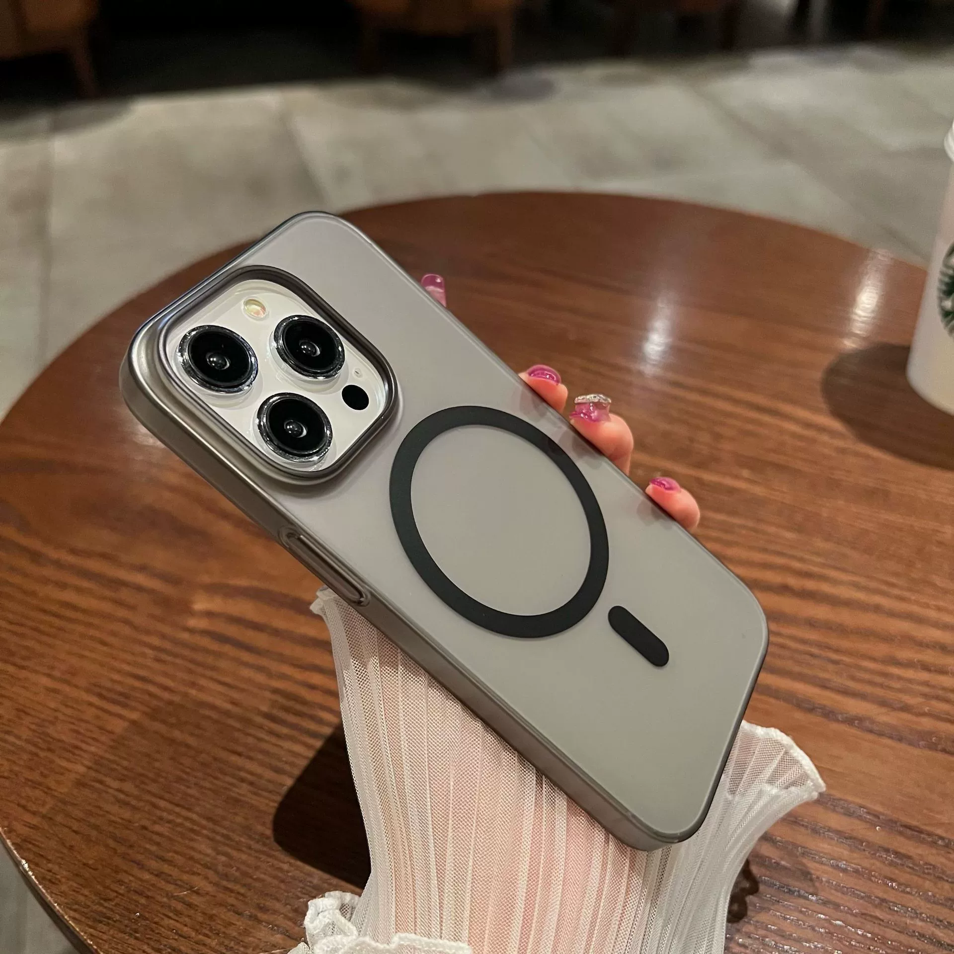 Чехол для телефона (Apple) iPhone15, ультратонкий матовый защитный чехол, поликарбонат, совместим с магнитами