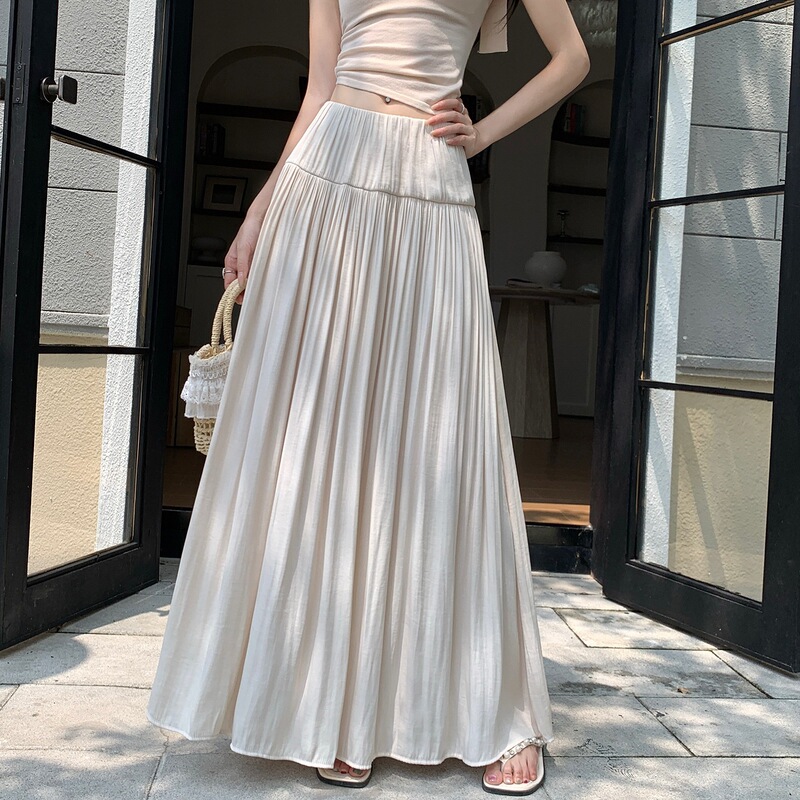 Flowing and Elegant Pleated Skirt for Women, Spring 2026, High-Waisted A-Line Loose Flared Umbrella Skirt, Cotton Blend