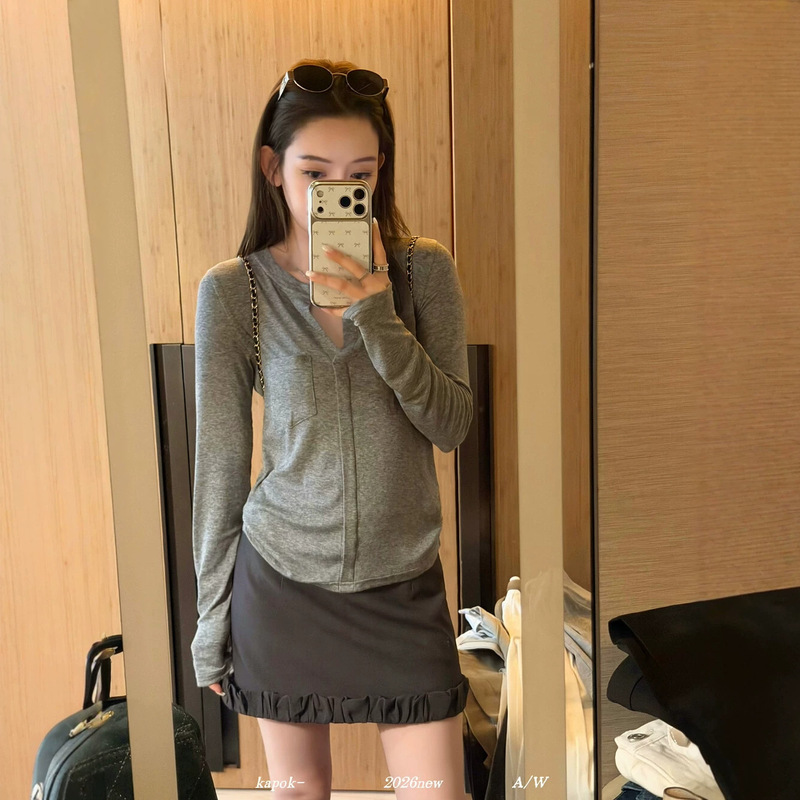 Thirteen Lines【KAPOK】Early Autumn Fashion New Exquisite Pocket V-neck Loose Long-sleeve T-shirt 61087 Thirteen Lines【KAPOK】Early Autumn Fashion New Exquisite Pocket V-neck Loose Long-sleeve T-shirt 61087