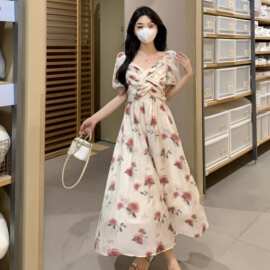 大码夏茶歇法式领玫瑰碎花连衣裙显瘦遮肚气质感仙女特出片
