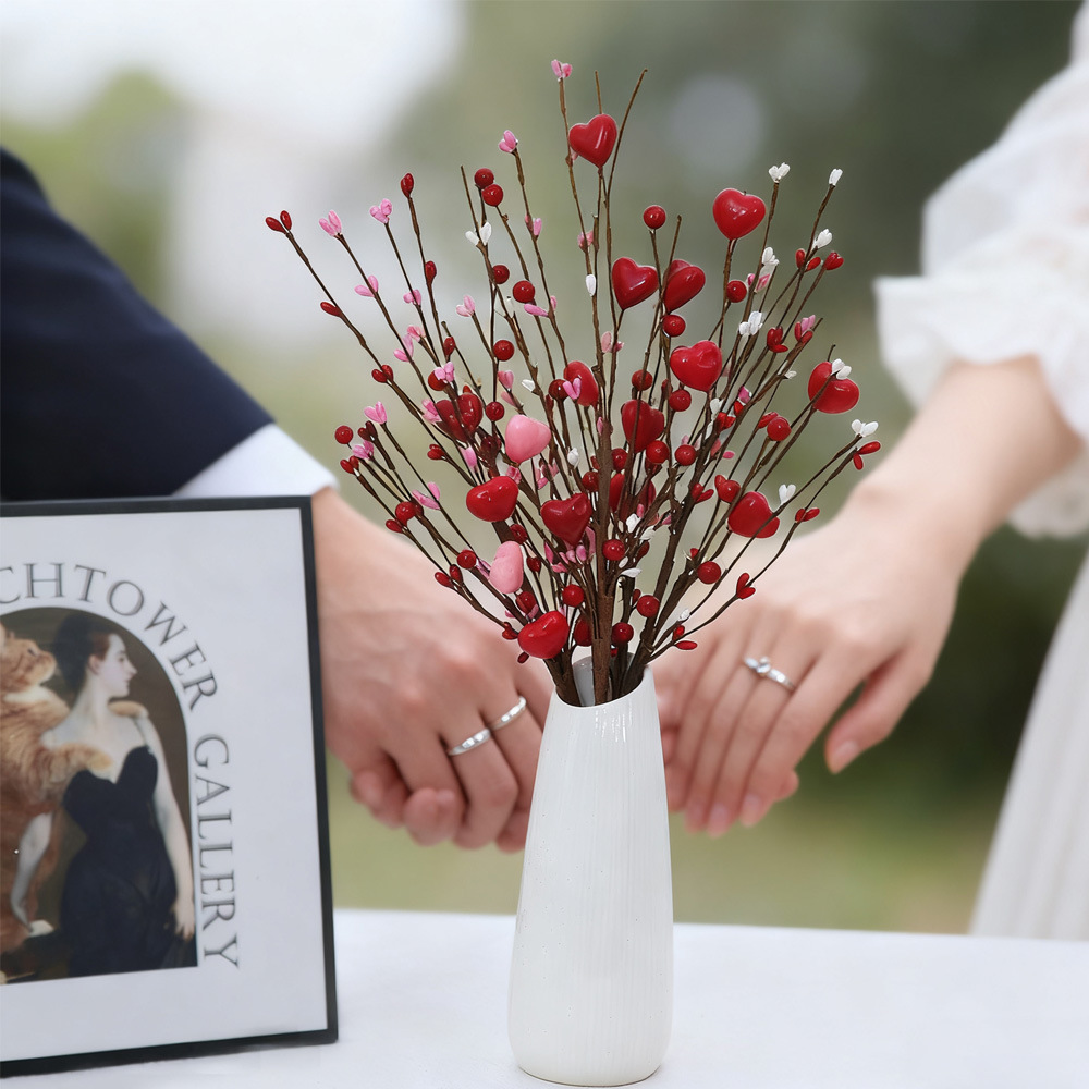6 transfronterizos nuevo día de San Valentín amor bayas simuladas flor decoración floral rama de Amazon día de San Valentín en forma de corazón