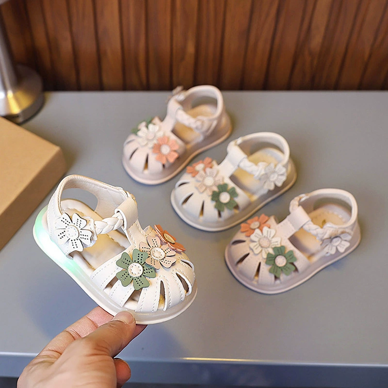 Новая летняя обувь Баотоу для девочек на мягкой подошве сандалии 1-3 года