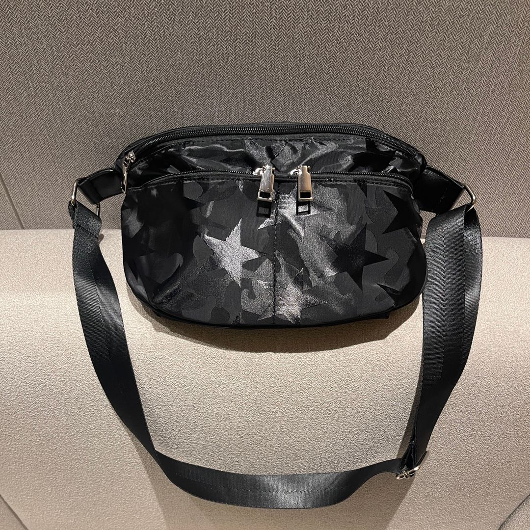 新款笑脸半圆马鞍包女多隔层休闲百搭贝壳包防水轻便尼龙布斜挎包