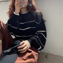 2025年冬季新款韩国chic气质慵懒风圆领条纹撞色套头毛衣女装