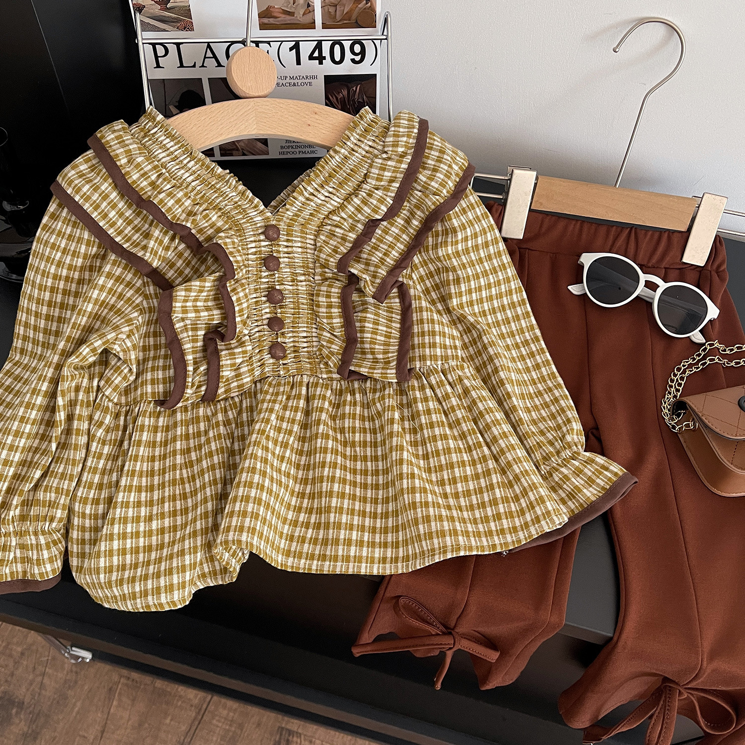 2023 Autumn New Checkered Top Horn Pants Korean Edition Girls' Thin Versatile Set 23312_voghion.com