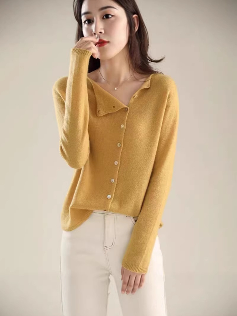 Áo len dệt kim cổ lọ nữ phong cách Hàn Quốc, hàng khuy chéo, dáng ôm tôn dáng — Màu hồng