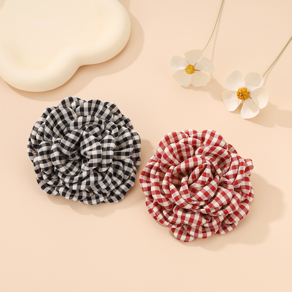 Free Shipping Cross-border Plaid Fabric Flower Brooch Niche Chanel-style Corsage Women's Autumn And Winter Accessory_voghion.com
