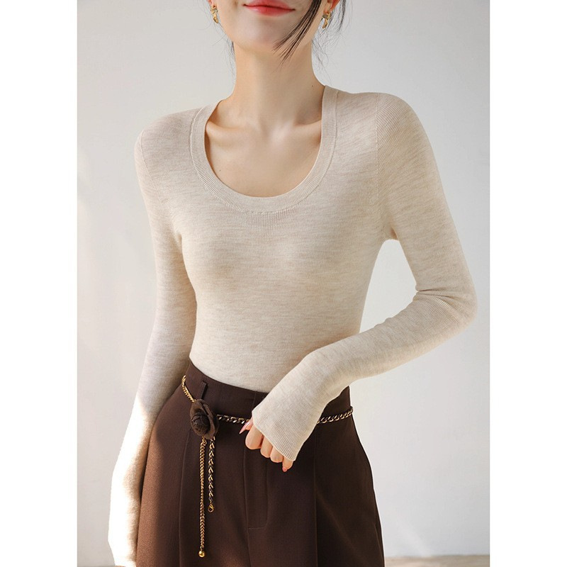 High-End Yangtze Yarn U-Neck Seamless All-Wool Slim-Fit Knitwear for Women in Autumn and Winter Thickeneded Pullover with Bottoming Knitwear