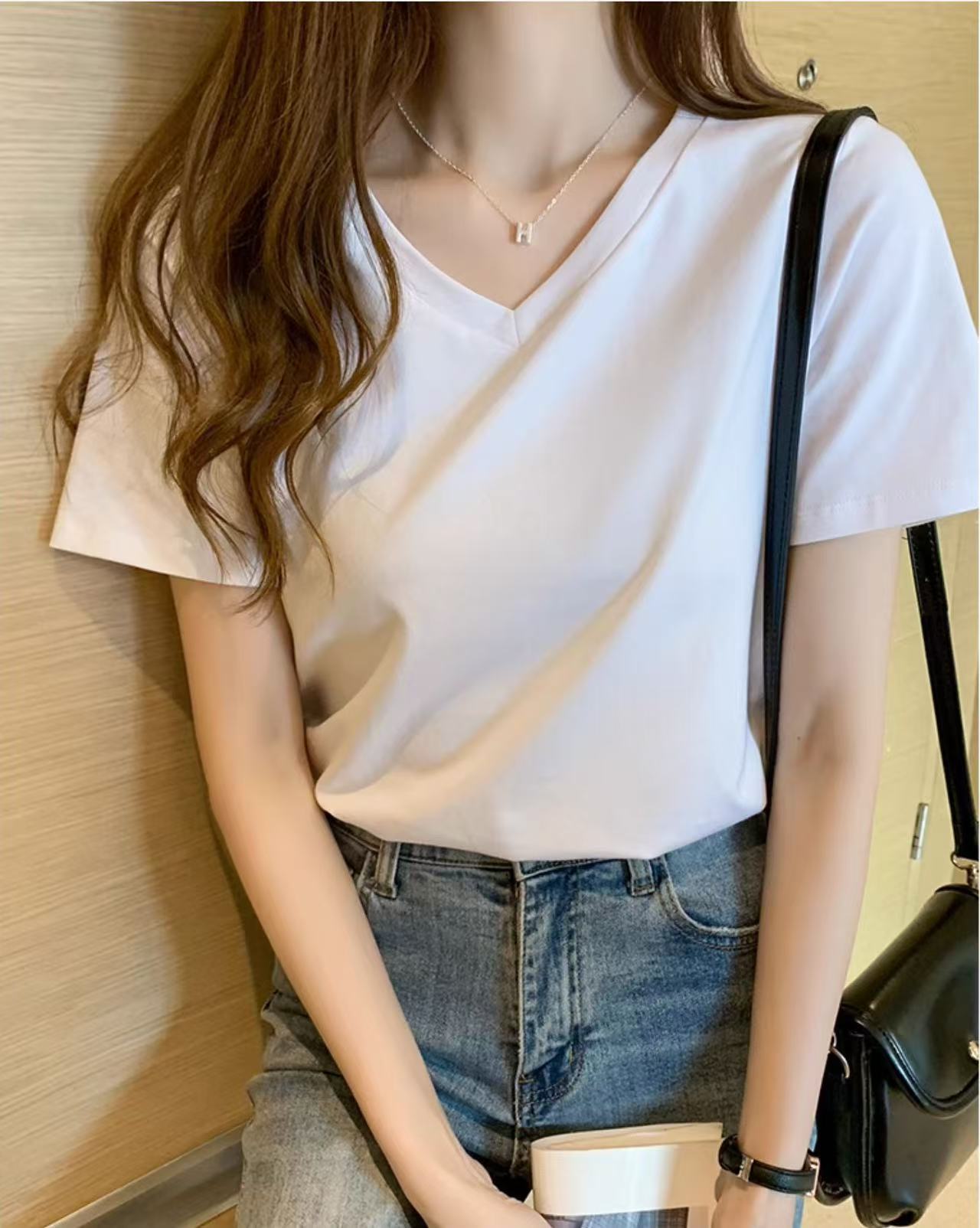 하얀색