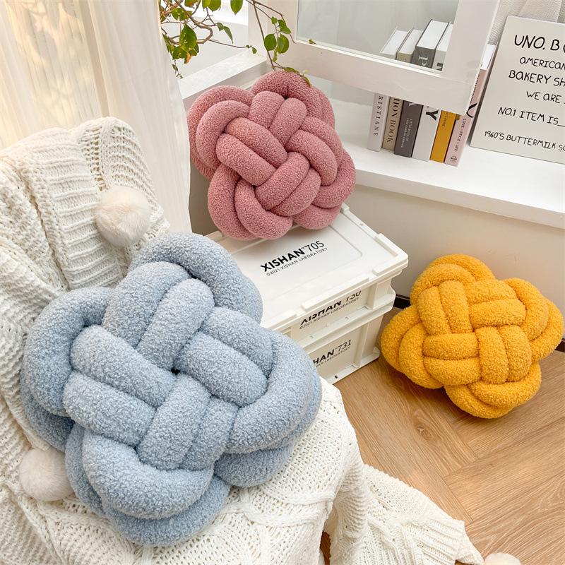 Új, színes, kézzel készített, kerek gömb alakú gyermekpárna, fotózáshoz, kanapéra való, dekoratív alakú párnahuzat_voghion.com