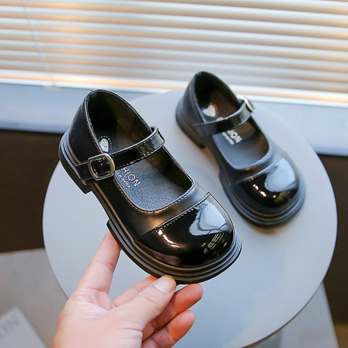 Girls' black leather shoes 2024 spring and autumn new style girls' simple and versatile princess shoes children's soft sole shoes wholesale trend